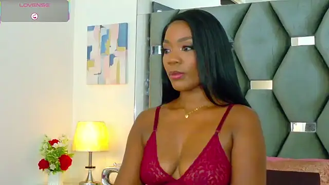 Snapshot of camila_larzon chatting on 16, 2, 2026 camila larzon online show from 16, 2, 2026