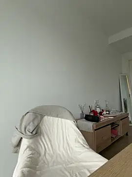 streetdoll online show from 28, 3, 2026