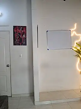 royalgirls x online show from 13, 3, 2026