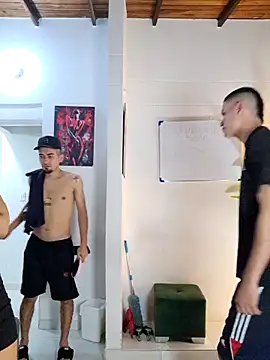 royalgirls x online show from 8, 3, 2026