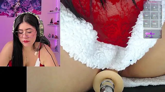 Snapshot of DanielaHang chatting on 18, 11, 2025 DanielaHang online show from 18, 11, 2025