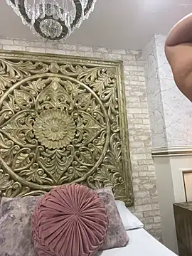 ThaniaJones online show from 20, 3, 2026