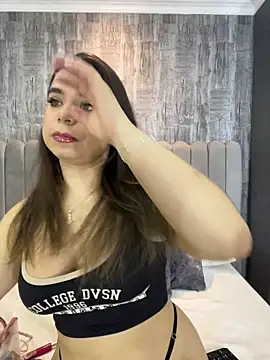 ThaniaJones online show from 21, 2, 2026