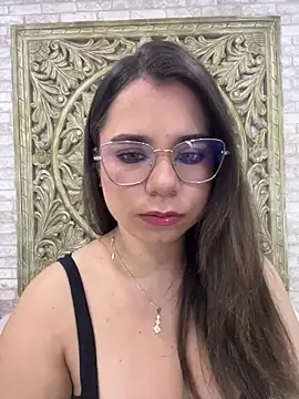 ThaniaJones online show from 13, 3, 2026