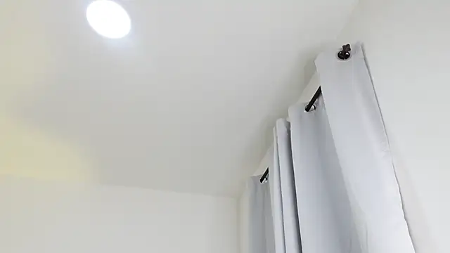 Snapshot of khloe_kaczka_ chatting on 4, 1, 2025 khloe kaczka online show from 4, 1, 2025