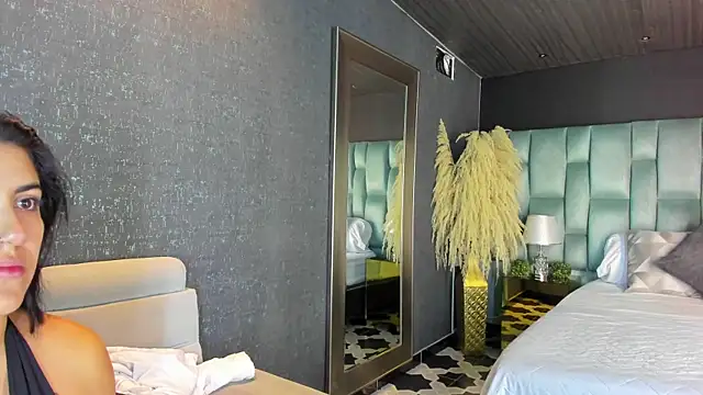 PaulinaDuarte online show from 14, 11, 2025