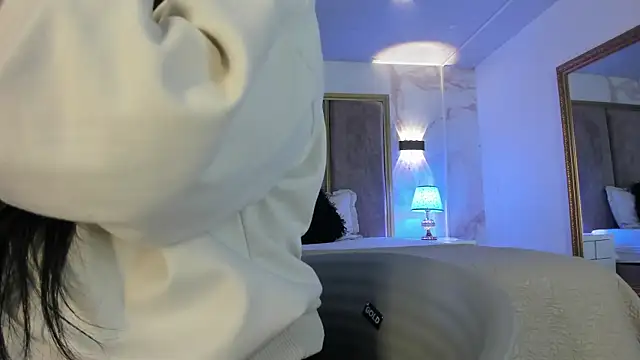 PaulinaDuarte online show from 29, 11, 2025