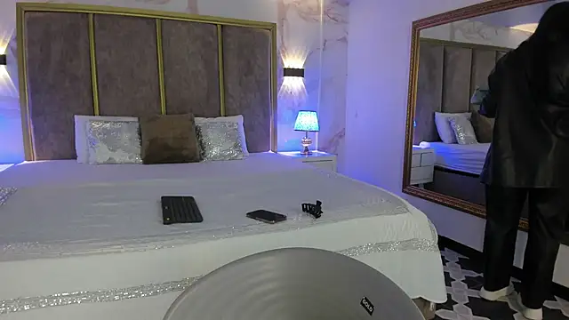 PaulinaDuarte online show from 26, 10, 2025