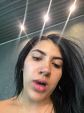 PaulinaDuarte online show from 5, 11, 2025