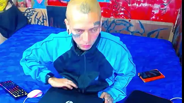 deivid estrada online show from 13, 11, 2025