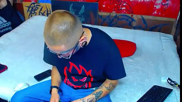 deivid estrada online show from 8, 10, 2025