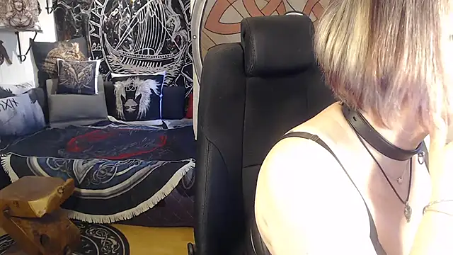 TittenMichelle online show from 17, 4, 2026