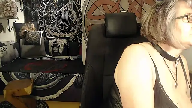 TittenMichelle online show from 9, 4, 2026