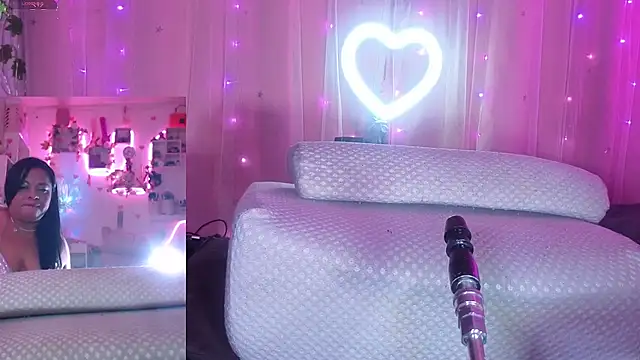 Snapshot of Grifa_Sensual chatting on 29, 5, 2026 Grifa Sensual online show from 29, 5, 2026