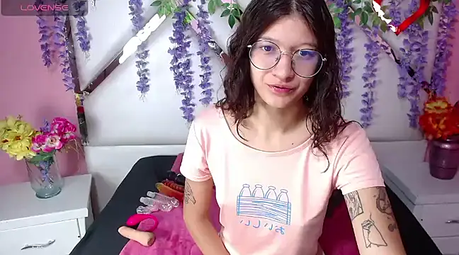Perla Skinnyy online show from 31, 1, 2025