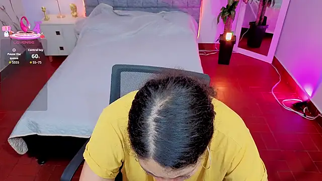 Lana stone  online show from 4, 3, 2026