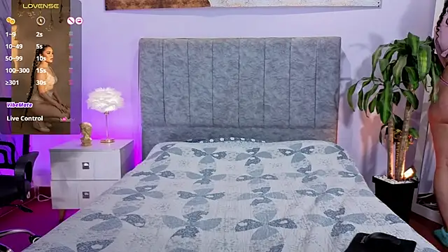 Lana stone  online show from 10, 4, 2026