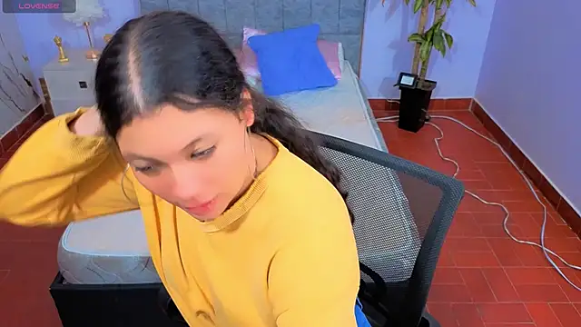 Lana stone  online show from 11, 1, 2026