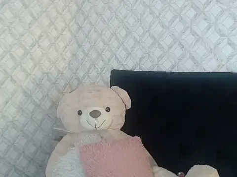 Emma-Wilson online show from 15, 10, 2025