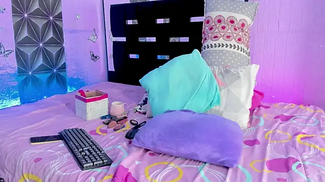 angi sousa2 online show from 20, 11, 2025