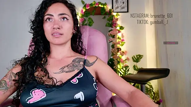 paula brunette online show from 4, 3, 2026