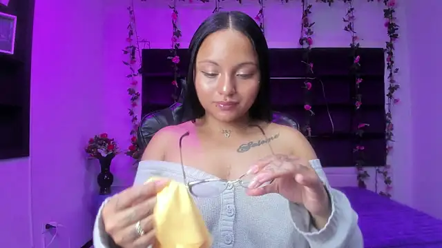 sweelanna   online show from 9, 4, 2026