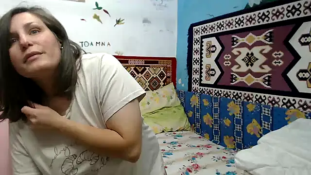 AdelineBlueEyes online show from 10, 10, 2025