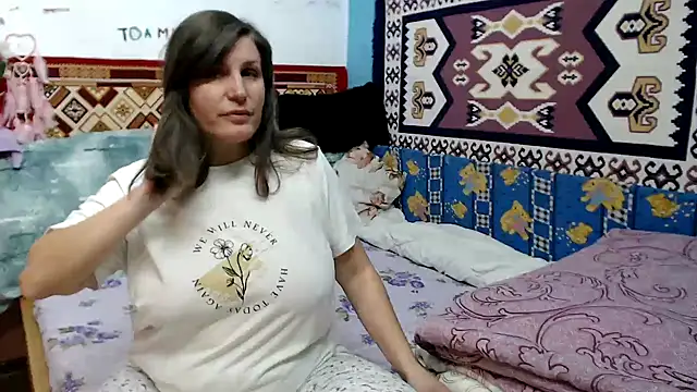 AdelineBlueEyes online show from 26, 11, 2025