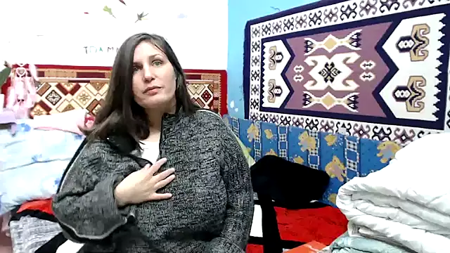 AdelineBlueEyes online show from 16, 11, 2025