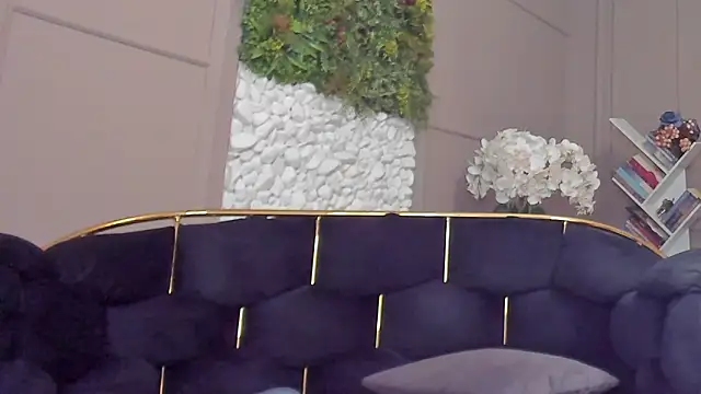 Deliciouslips online show from 23, 2, 2026