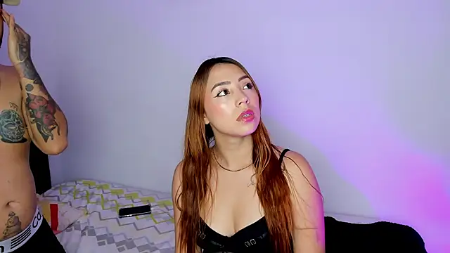 Chloe Johnson  online show from 17, 6, 2026