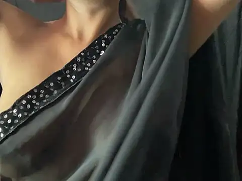 Sexy trisha  7 online show from 19, 2, 2025