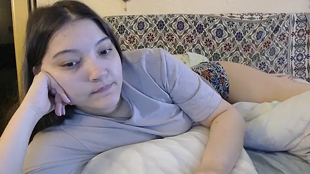 AlisaDevis online show from 25, 1, 2025