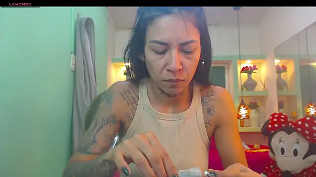 lorenapinto online show from 25, 5, 2026