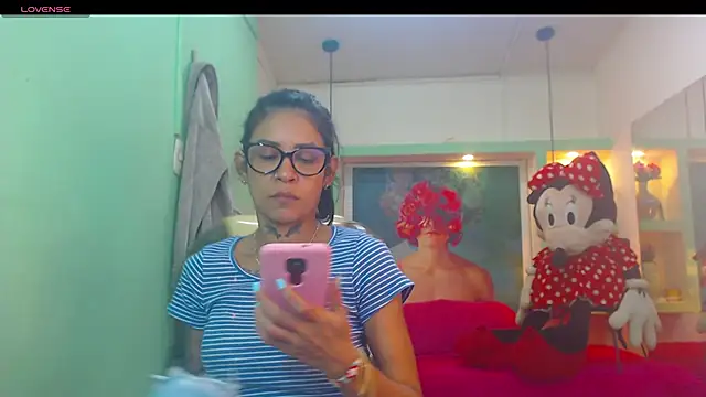 lorenapinto online show from 29, 5, 2026