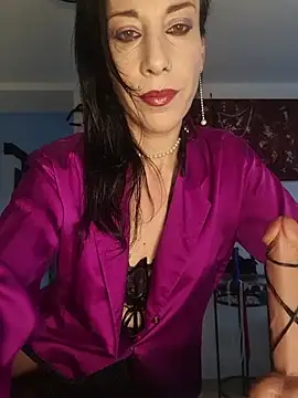 freyamoret online show from 15, 6, 2026