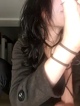 Snapshot of freyamoret chatting on 5, 11, 2025 freyamoret online show from 5, 11, 2025