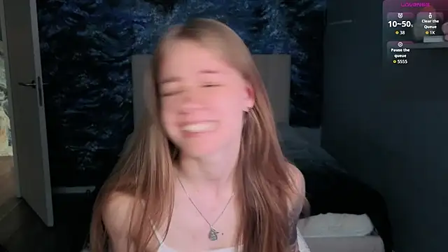 Snapshot of candy_maggie chatting on 21, 5, 2026 candy maggie online show from 21, 5, 2026