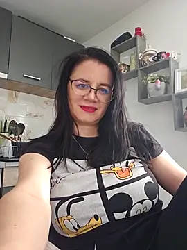 KristenVega online show from 5, 3, 2026