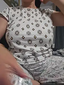 Snapshot of KristenVega chatting on 17, 6, 2026 KristenVega online show from 17, 6, 2026