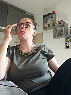 KristenVega online show from 19, 4, 2026