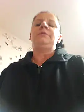 KristenVega online show from 6, 3, 2025