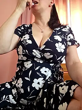 KristenVega online show from 24, 4, 2026