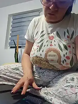 KristenVega online show from 24, 2, 2025