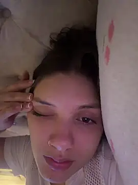 EmilyS   online show from 25, 5, 2026