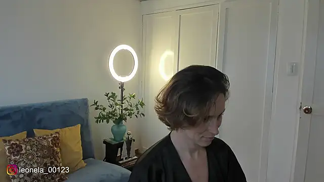 Snapshot of cuddlingbunny chatting on 12, 1, 2026 cuddlingbunny online show from 12, 1, 2026