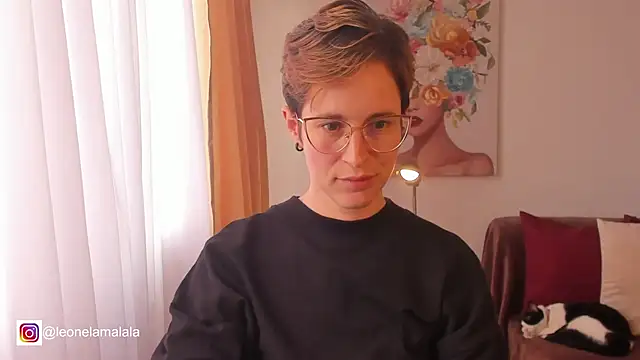 Snapshot of cuddlingbunny chatting on 10, 3, 2025 cuddlingbunny online show from 10, 3, 2025