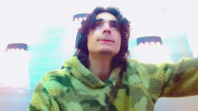 Sr BonnyEthan online show from 11, 11, 2025