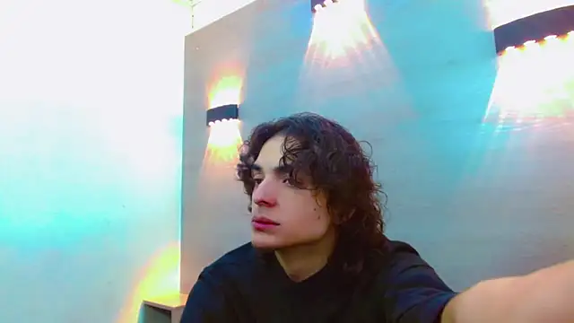 Sr BonnyEthan online show from 6, 11, 2025