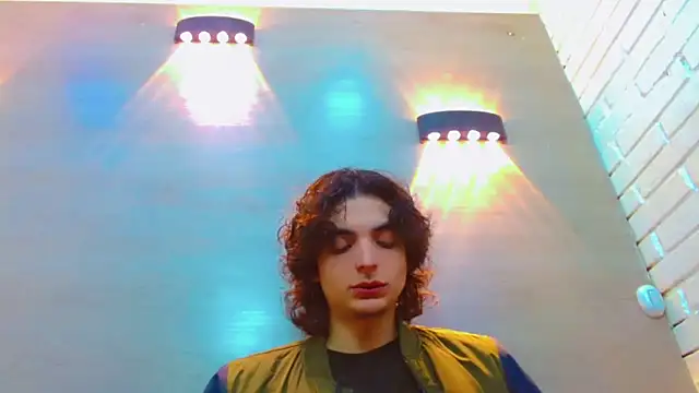 Sr BonnyEthan online show from 5, 11, 2025